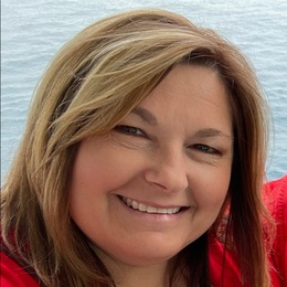Lori, Office Manager
