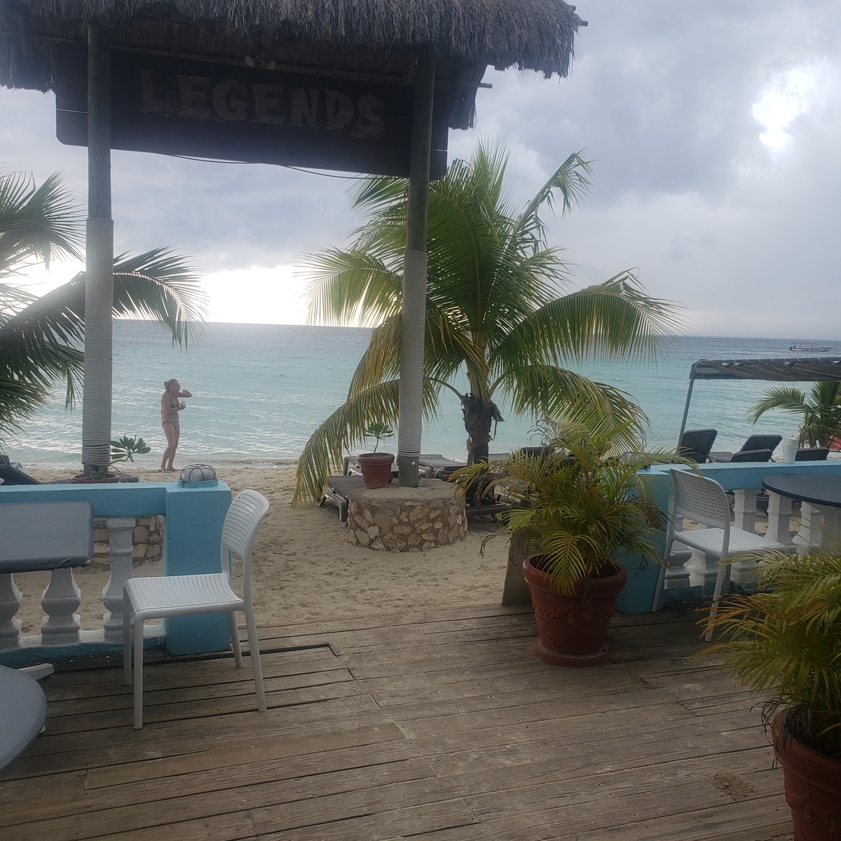 A beach bar on the Jamaican coast